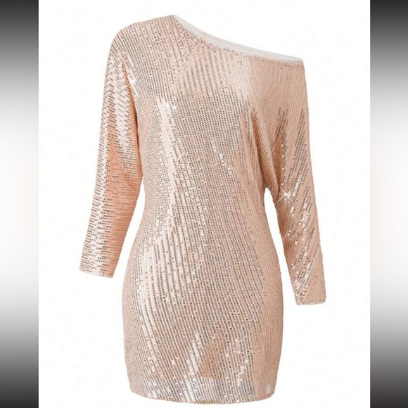 Luxe champagne sexy off shoulder party formal dress - Picture 3 of 5